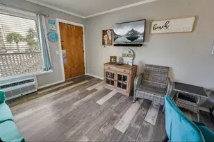 4516 Seaview St, North Myrtle Beach, SC 29582 - Photo 10