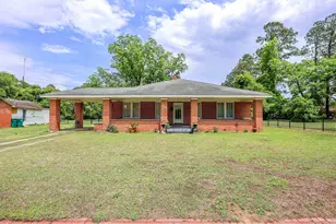 305 N Main St, Hemingway, SC 29554 - Photo 1