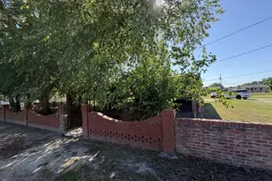 318 Wilmont St, Lake City, SC 29560 - Photo 4