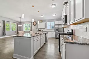 1071 Heather Gln Blvd, Little River, SC 29566 - Photo 6