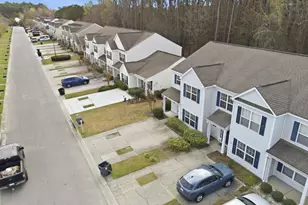 1068 Harvester Cir, Myrtle Beach, SC 29579 - Photo 2
