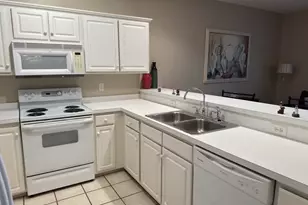 1058 Sea Mountain Hwy, North Myrtle Beach, SC 29582 - Photo 2