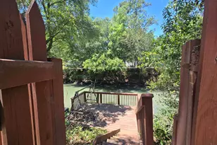 433 E Banks Dr, Garden City, SC 29576 - Photo 10