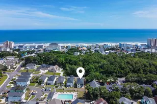 912 Hillside Dr, North Myrtle Beach, SC 29582 - Photo 2