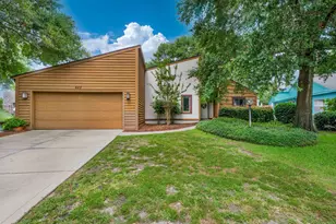623 Rosemary Ln, North Myrtle Beach, SC 29582 - Photo 2