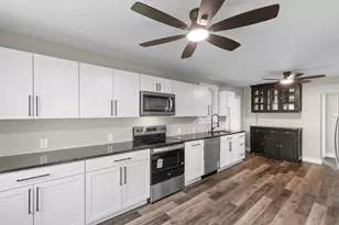 305 S Magnolia Ave, Andrews, SC 29510 - Photo 8
