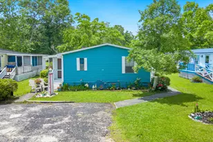 17 Crooked Island Cir, Murrells Inlet, SC 29576 - Photo 2