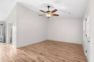 1301 Lochwood Ln, Conway, SC 29526 - Photo 6