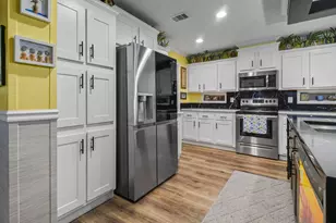 908 Pine Thicket St, Myrtle Beach, SC 29577 - Photo 10