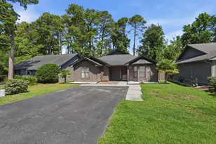 129 Hickory Dr, Conway, SC 29526 - Photo 2