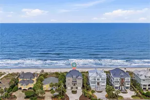 1008 Parker Dr, Pawleys Island, SC 29585 - Photo 2