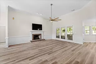 4015 River Hills Dr, Little River, SC 29566 - Photo 4