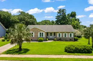 7600 Driftwood Dr, Myrtle Beach, SC 29572 - Photo 1