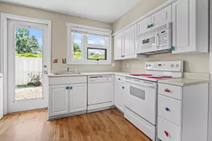 748 Yellowwood Ave, Myrtle Beach, SC 29577 - Photo 10
