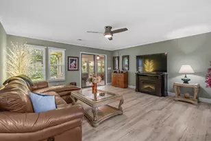 105 Hickory Dr, Conway, SC 29526 - Photo 8