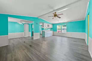 726 Oliver Dr, Garden City, SC 29576 - Photo 6