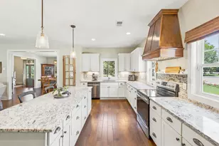 164 Hill Dr, Pawleys Island, SC 29585 - Photo 10