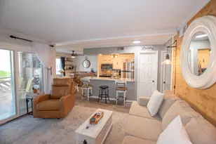 609 Hillside Dr S, North Myrtle Beach, SC 29582 - Photo 6