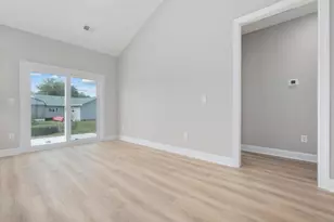 1904 Blue Bird Rd, Loris, SC 29569 - Photo 10