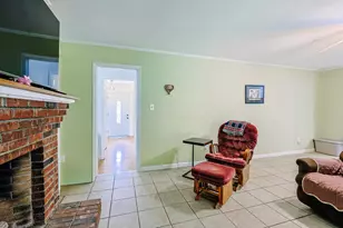 1872 E Marion St, Georgetown, SC 29440 - Photo 4