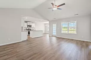 905 Woodside Dr, Conway, SC 29526 - Photo 4