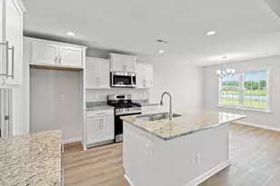 905 Woodside Dr, Conway, SC 29526 - Photo 8