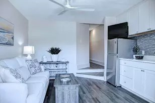 627 N Waccamaw Dr, Murrells Inlet, SC 29576 - Photo 6