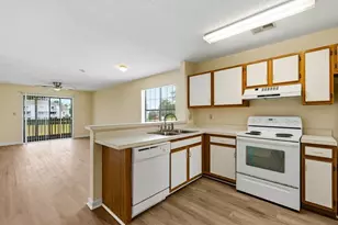 1095 W Plantation Dr W, Little River, SC 29566 - Photo 10