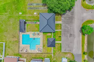 146 Queens Rd, Little River, SC 29566 - Photo 6