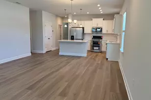 693 Palm Bay Dr, Myrtle Beach, SC 29588 - Photo 2