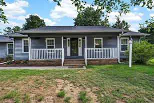 105 Pebble Dr, Myrtle Beach, SC 29588 - Photo 2