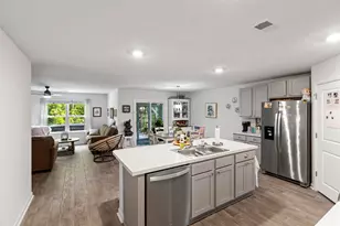 316 Spruce Pne Wy, Conway, SC 29526 - Photo 2