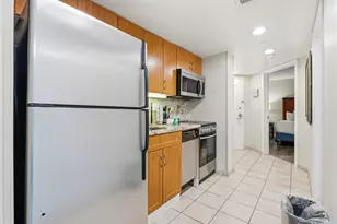 201 Ocean Blvd S, Myrtle Beach, SC 29577 - Photo 10