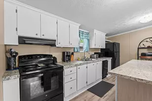 1617 Crystal Lake Dr, Myrtle Beach, SC 29575 - Photo 6