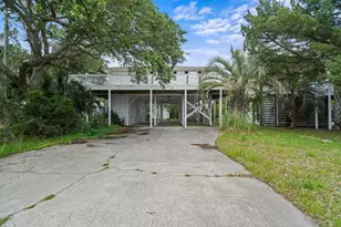 132 Calhoun Dr, Garden City, SC 29576 - Photo 1