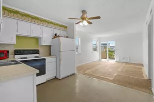 1582 S Waccamaw Dr, Murrells Inlet, SC 29576 - Photo 4