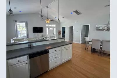 522 7th Ave. S, North Myrtle Beach, SC 29582 - Photo 6