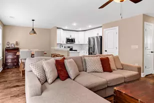 581 Bend Ave, Murrells Inlet, SC 29576 - Photo 8