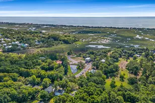 28 Mullet Bay Rd, Pawleys Island, SC 29585 - Photo 10