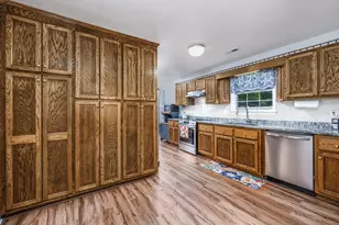 1001 Chateau Dr, Conway, SC 29526 - Photo 2