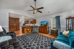 1001 Chateau Dr, Conway, SC 29526 - Photo 8