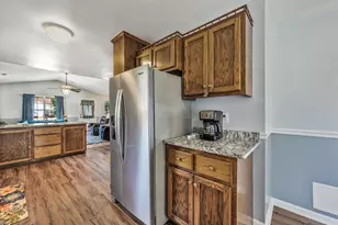 1001 Chateau Dr, Conway, SC 29526 - Photo 4