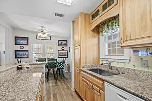 806 Marlin Ct, Garden City, SC 29576 - Photo 12