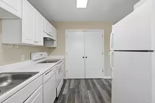 300 Myrtle Greens Dr, Conway, SC 29526 - Photo 6
