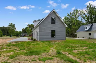 402 S Magnolia Ave, Andrews, SC 29510 - Photo 32