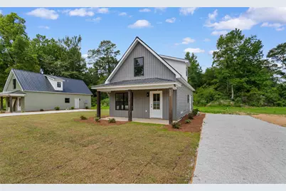 402 S Magnolia Ave., Andrews, SC 29510 - Photo 2