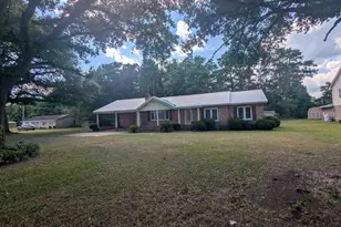 4878 S Fraser St, Georgetown, SC 29440 - Photo 2