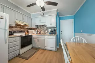9520 Shore Dr, Myrtle Beach, SC 29572 - Photo 6