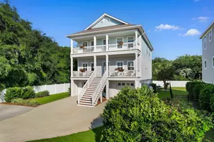 9 Windy Ln, Pawleys Island, SC 29585 - Photo 2