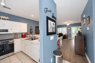 1058 Sea Mountain Hwy, North Myrtle Beach, SC 29582 - Photo 2